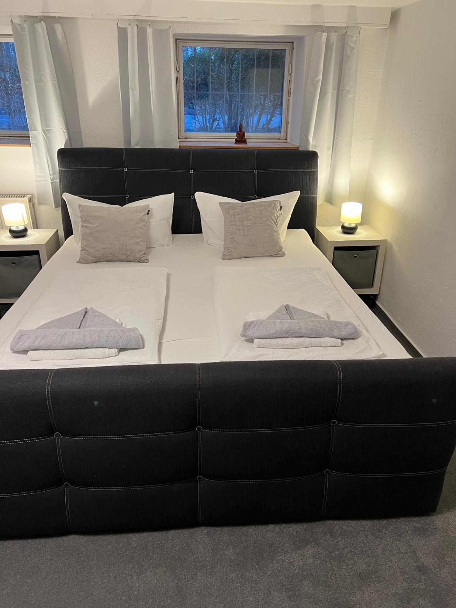 Souterrain Monteurwohnung Mit Sauna Und Garten