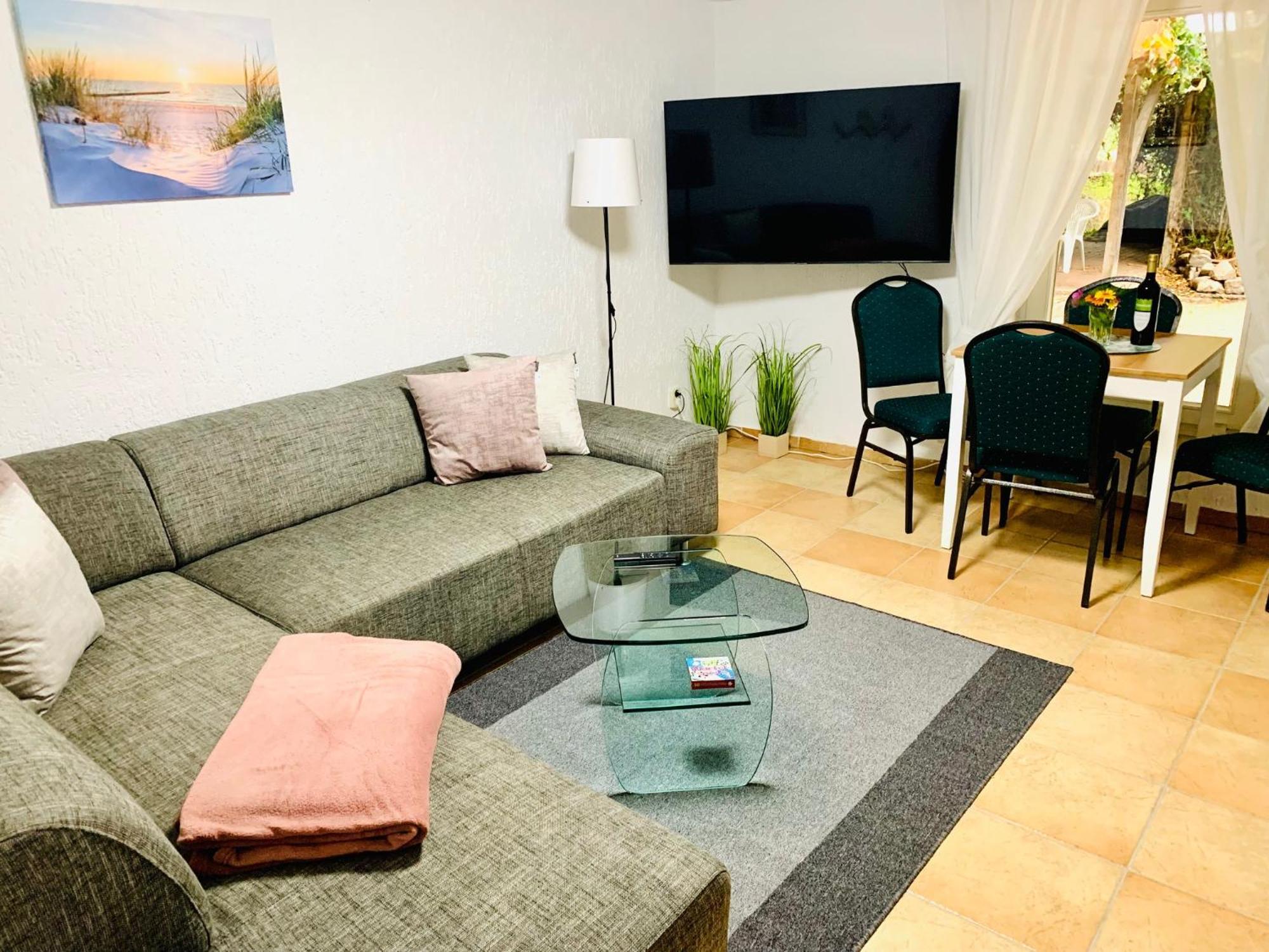 Apartment Souterrain Monteurwohnung Mit Sauna Und Garten